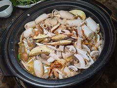 -菌海森林·非遗野生菌火锅(西山区滇池路摩根道店)