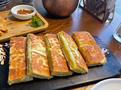 芝士黄米饼-奕景小馆·地道大连菜(恒隆广场店)