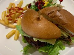 -LUCCA卢卡西班牙海鲜饭(远洋广场店)