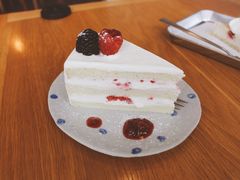 草莓戚风-三花屋 Mihhanaya