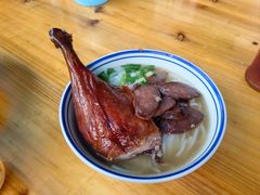 桂花肠拼烧鹅腿粉-香辉食馆(新兴路店)