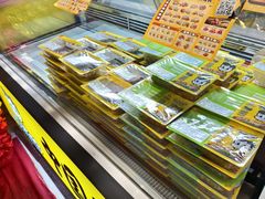 -周黑鸭(北京海淀区新中关店)