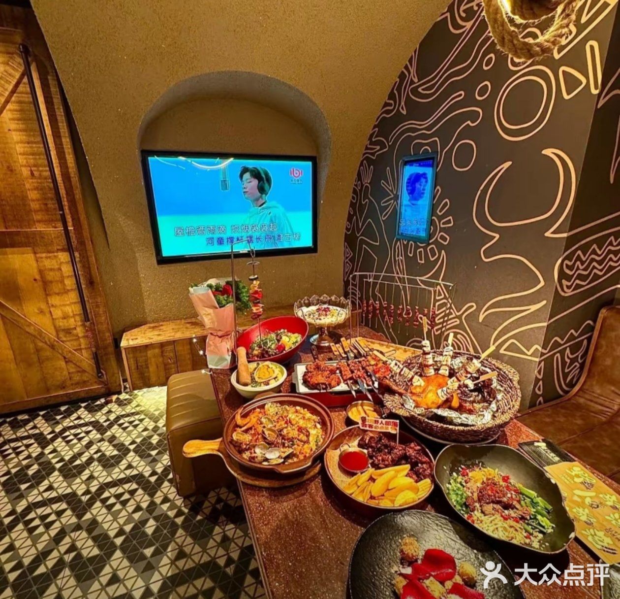 在这里，美食与友情共存
