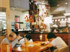 大堂-Let's Taipei 非常烘焙(太古里店)