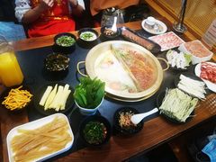 -沸炉重庆老火锅(军事博物馆店)