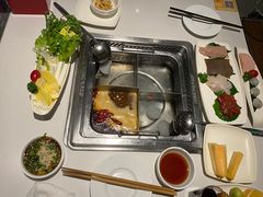 -海底捞火锅(长宁路龙之梦店)