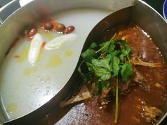 骨头鸳鸯锅-羊庄故事(塘沽抗震路店)