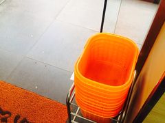 -来伊份(仙霞路二店)