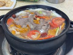 -九寨特色牦牛肉汤锅 羊肉汤锅