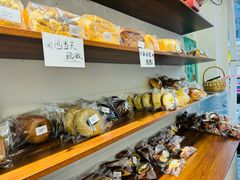 -雀食面包店(钟楼店)