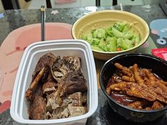 -王浩儿纪六孃甜皮鸭(乐山总店)