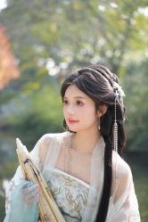 -一揽芳华汉服旗袍体验馆(拙政园店)