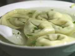 荠菜馄饨-潘国仙耳光馄饨(黄家阙路店)