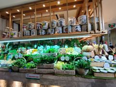 -亚马逊蒸汽活海鲜自助(LCM置汇旭辉广场店)