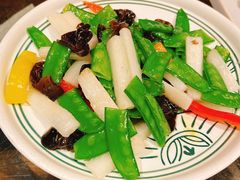 -云海肴·汽锅鸡·云南菜(天山百盛优客店)