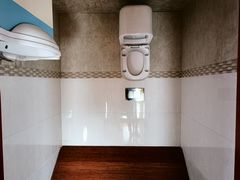 -金山农民画村-枫泾波兰倒置屋
