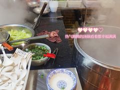 -杨三孃跷脚牛肉(西外棕榈岛店)