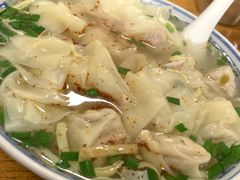 -胖子馄饨坊(天目大厦东南)