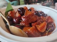 车厘子烧五花肉-甜阿姨·天台花园私房菜(万松园店)