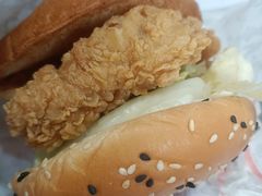 -华莱士·全鸡汉堡(加州步行街店)