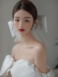 -艾米丽婚纱礼服