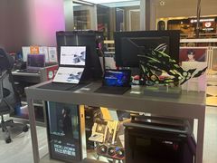 -ROG玩家国度(美罗城店)