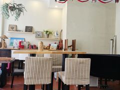 大堂-房角石咖啡与书(吉大南校店)