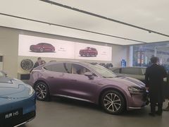 -华为智能生活馆(上海金桥国际商业广场)