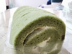 -红宝石·鲜奶小方·海派西点房(控江店)