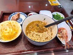 -百年老字号·观振兴蟹黄面·三虾面·苏式面(观前街富仁坊巷店)