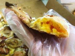 咸蛋黄卷边-达美乐比萨(大冲店)