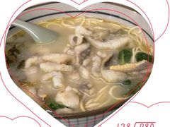 -明呈黄鱼面馆(斜土路店)