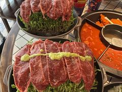 -热火朝天鲜切牛肉火锅(南强街巷店)