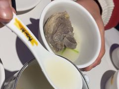 -小河公主秘制烤羊腿(小绿谷店)