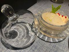 -弦月窗LUNETTE BY AMANDA(复兴路店)