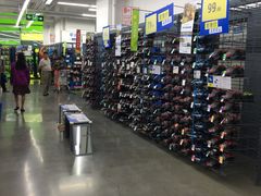 店内环境-迪卡侬(大英山店)