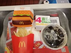 巨无霸经典中薯条套餐-麦当劳(十字街店)