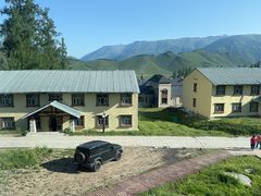 -喀纳斯鸿福生态度假酒店