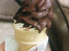 -麦当劳(华宁弘基生活中心店)
