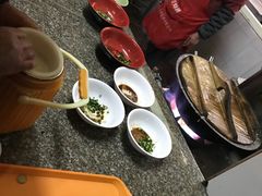 -张阿三馄饨店