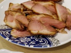 香酱热肘子-傅记酱肉