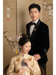 -雪中彩影婚纱摄影·微光艺术中心