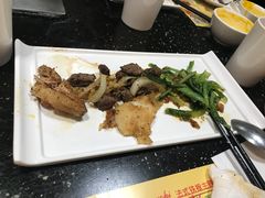 -利昂法式铁板主题餐厅(新奥购物中心店)