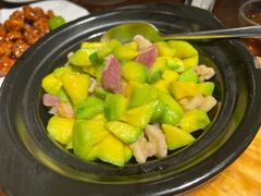 桃仁蒜子焖小瓜-熙楼(翠湖店)