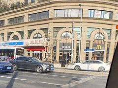 -华联超市(隆昌路店)