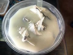 -雪湖煜辰鱼头老店(雪野湖店)