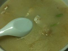 霸王鱼头汤-方荣糊涂菜馆(湖北路店)