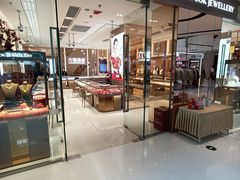 -万达广场(临港店)