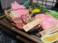 -山川小町·极番烧肉(新地假日广场店)