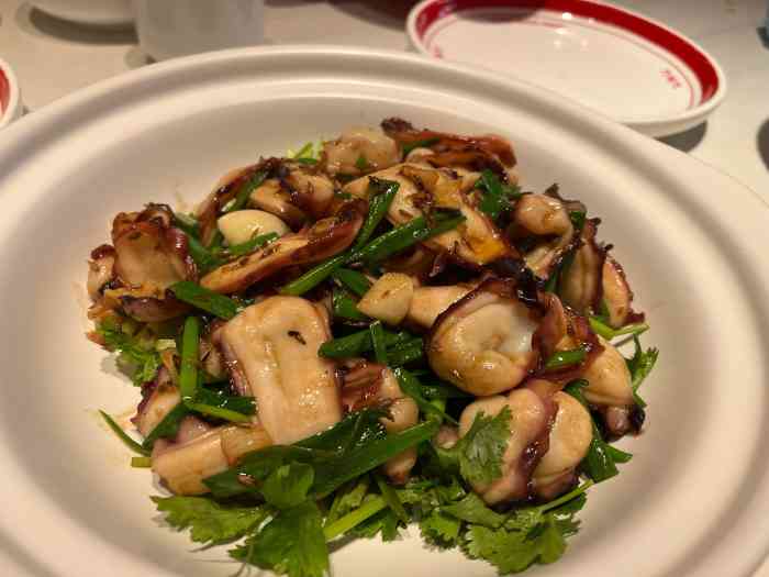 九毛九西北菜(东方宝泰店)-"我下午两点半来到这家九毛九,进来没人理